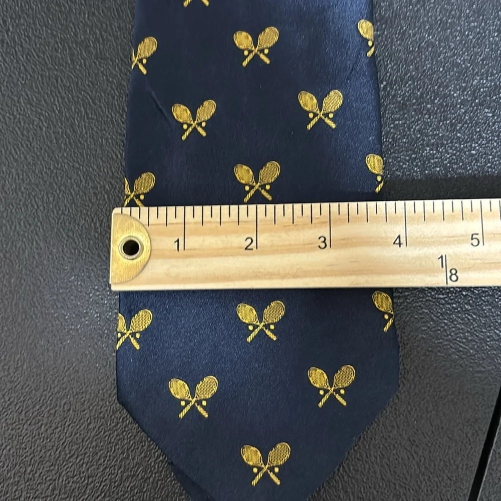 Alfred Sung Collection 100% Italian Sill Tennis Racket Pickle Ball Navy Blue Tie
